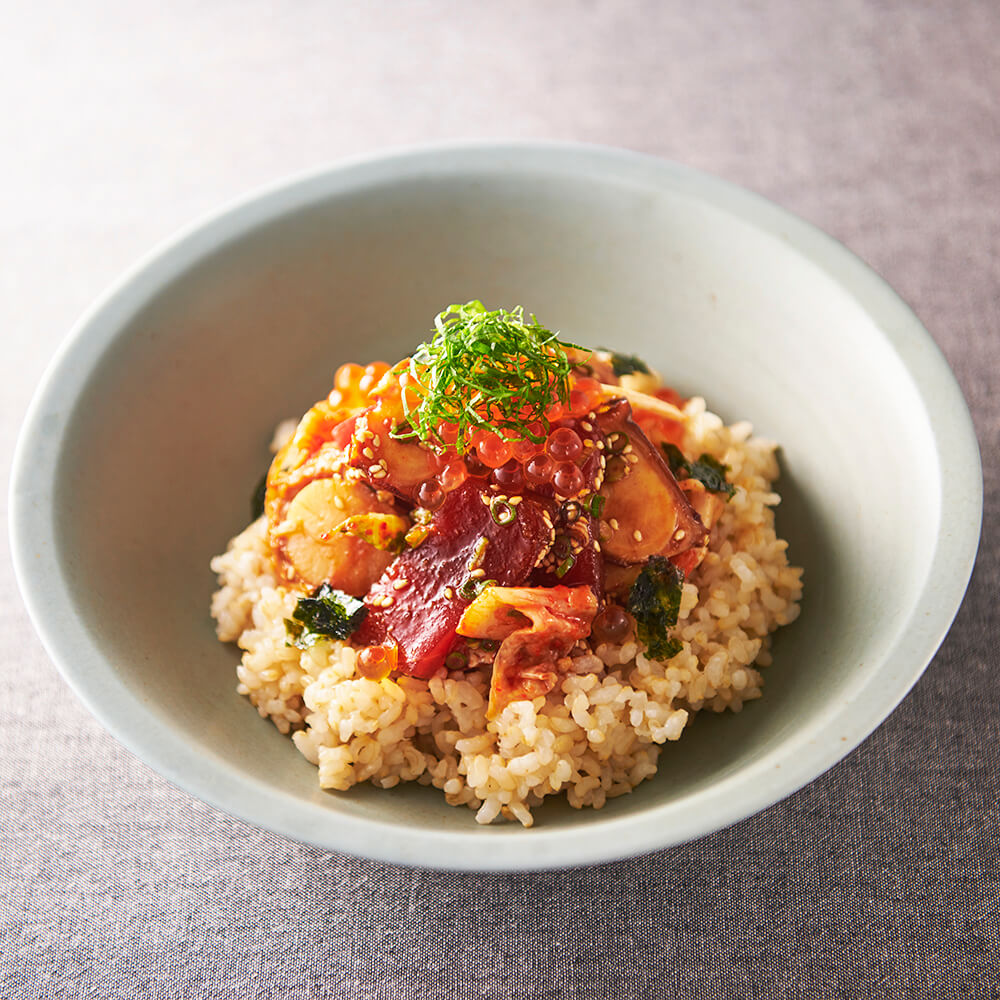 玄米の韓国風海鮮丼